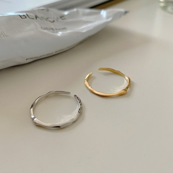 18K Goldplated Thin Minimalist Rings - Picture 9 of 9